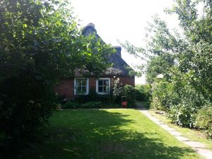 Bild 5: Reetdachkate "Hus op' Diek" - 1stklassiger Urlaub in Strandnähe