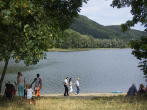 Der Stausee in Happurg, 18 km entfernt. Bade- und Surfmöglichkeit. Auch Ihr lieber Hund darf baden! - Bild 13: Ferienwohnung Nagelschmidt, Region Neumarkt Oberpfalz-Amberg-Nürnberg