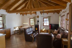 Bild 2: 4 Sterne Landhaus in idyllischer Alleinlage im Sauerland