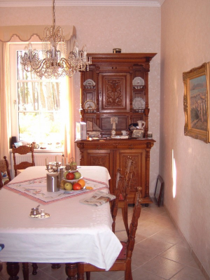 Hier ein Blick in den "Frühstücksraum" ... - Bild 12: Wintergartenzimmer *** / Pension "Villa Erika" *Seebad Lubmin *Ostsee