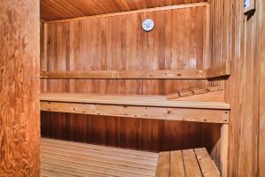 Bild 16: Ferienhaus "Landhaus vor Sylt", Urlaub mit Hund, Zaun, Pool,Kamin,Sauna,5 P