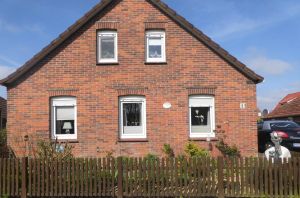 Ferienwohnung befindet sich im hinteren Bereich, mit Separaten Eingang zur Wohnung und Terrasse. - Bild 1: Ferienwohnung 45 qm Nessmersiel 2 Pers. Vierbeiner gerne gesehen!