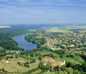 Dargun mit Klostersee von oben - Bild 32: Ferienhaus Geers am Klosterwald - Dargun