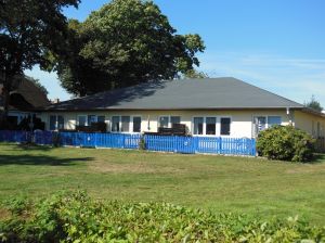 Ferienhaus mit Typ 3 für 1 bis 2 Pers.+ Typ 2 mit 2 Schlafzimmer für 2 bis 4 Pers. auf dem Wassergrundstück. (Aufbettung auf Anfragung ist möglich) - Bild 19: Darssurlaub - Wassergrundstück mit Hund - eingezäunter Terrasse, Angeln