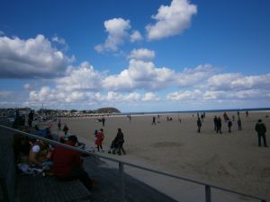das hat auch seinen Reiz - hier der Strand von Travemünde im Frühjahr - Bild 25: Fewo bis 4 Personen - mit kostenlosem Schwimmbad in Timmendorfer Strand