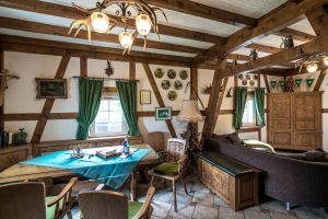 Ess- und Wohnbereich Ferienhaus Stift Ennenbach - Bild 5: Stift Ennenbach - idyllisch gelegenes Ferienhaus