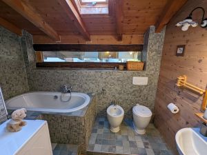 Bild 14: hundefreundliches Haus Giulia mit eingez. Garten Oberitalien