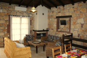 Bild 3: Ferienhaus Steinhaus Helena Psakoudia