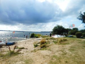 Der Wieker Boddden 500 m entfernt - Bild 15: Insel Rügen EG Ferienwohnung am Wieker Bodden ca. 500 m zum Wasser