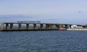 Hafen Wiek 500 m entfernt - Bild 16: Insel Rügen EG Ferienwohnung am Wieker Bodden ca. 500 m zum Wasser