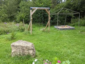 kleiner Spielplatz vor dem Haus - Bild 21: Ferienwohnung Delattre in der Südeifel