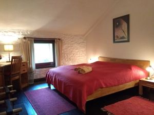 Schlafzimmer mit Doppelbett (2x90cm) - Bild 8: Ferienwohnung Delattre in der Südeifel