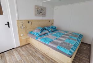 Bild 5: hund-tastische Ferien bei den Koestis - großzügiger Bungalow