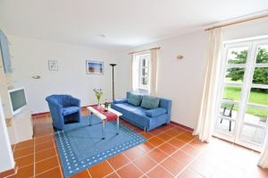 mit dem Zugang zur eigenen Terrasse. - Bild 1: D42 Rügen, mit dem Strand für die ganze Familie vor der Nase, mit Terrasse