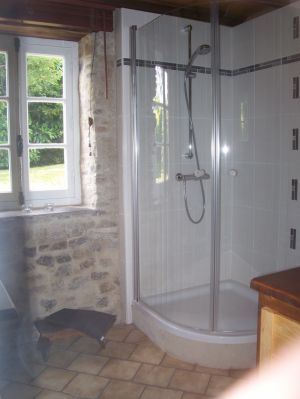 Bild 12: La Mare aux Moines, normannisches Natursteinhaus 18. Jahrhundert, Kamin