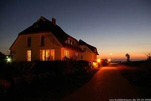 Bild 27: Haus Morgenrot Reet gedeckt (Mönchgut auf Rügen) direkt am Meer