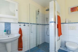 Bild 11: Haus Morgenrot Reet gedeckt (Mönchgut auf Rügen) direkt am Meer