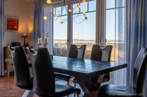 Bild 3: Haus Morgenrot Reet gedeckt (Mönchgut auf Rügen) direkt am Meer