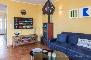 mit Kamin und Smart TV - Bild 6: Haus Morgenrot Reet gedeckt (Mönchgut auf Rügen) direkt am Meer