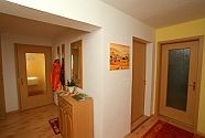 geräumige Diele mit Garderobe, Schuhschrank und Kleiderschrank - Bild 2: Fewo Noack Sächsische Schweiz nahe Bad Schandau
