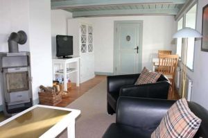 Bild 2: Ferienhaus "Hörn", Urlaub mit Hund, Zaun, Kamin, - 5 P, Nordsee