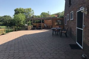 Wenn es sein soll, gibt es auch Schatten - Bild 19: Huus-Thimo an der Nordseeküste - Hunde willkommen - rauchen erlaubt - WLAN