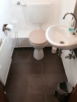 WC separat ist einfach besser - Bild 12: Huus-Thimo an der Nordseeküste - Hunde willkommen - rauchen erlaubt - WLAN