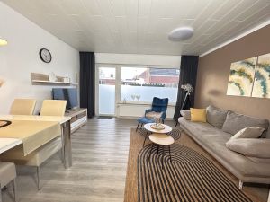 Bild 1: Norddeich EG-Ferienwohnung bis 3 Personen und Hund WLAN strandnah