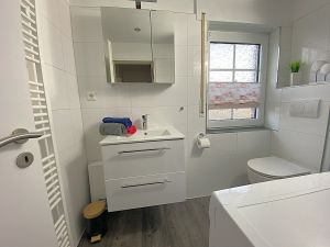 Bild 9: Norddeich Ferienwohnung "Jolle" bis 4 Personen+Hund 2 Schlafzimmer WLAN