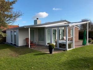 Bild 1: Charmantes Ferienhaus "Beveland Cottage", privater Garten, am Veerse Meer