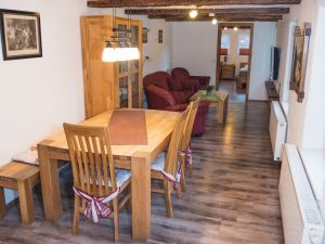 Bild 2: 4 Sterne Ferienwohnung Waldblick im Sauerland