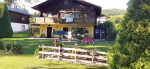 Ihre Ferienwohnung - Bild 2: Ferienwohnung "Renate" im Feriendorf "Am Hohen Bogen" im Luftkurort Arrach