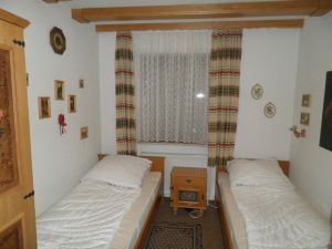 Raum nicht nur für Kinder - Bild 15: Ferienwohnung "Renate" im Feriendorf "Am Hohen Bogen" im Luftkurort Arrach