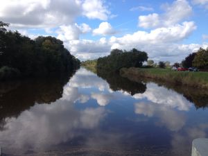 Am Vareler Hafen fließt das Tief in den Jadebusen - Bild 13: Hundefreundliche komfortable Vier-Sterne-FeWo mit Sauna an der Nordsee