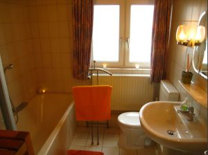 Bild 1: Ferienwohnung "Regina" im Hafenstädchen Varel