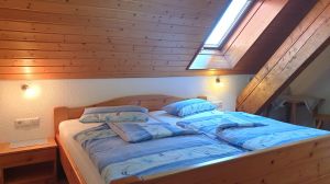 Bild 6: komfortable Fewo, "Fürbüüni", DG 4 Pers., Balkon, 2 DZ, 2 DU/WC, w-lan