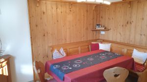 Bild 10: komfortable Fewo, "Fürbüüni", DG 4 Pers., Balkon, 2 DZ, 2 DU/WC, w-lan