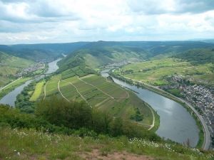 Nur wenige Autominuten entfernt, finden Sie das herrliche Moseltal mit seinen Städten: Cochem, Bernkastel-Kues oder Trier. - Bild 15: Eifel-Mosel ***Ferienwohnung Alte Schmiede I