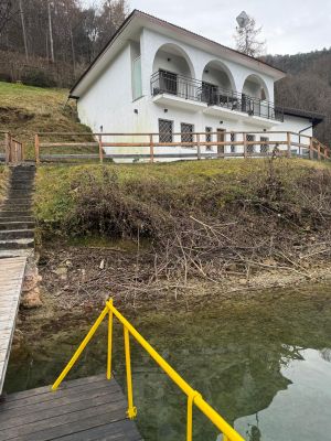 Ferienhaus mit eigenem Badesteg - Bild 16: Villa Federica direkt am See, eingez. Garten. Hunde herzlich willkommen