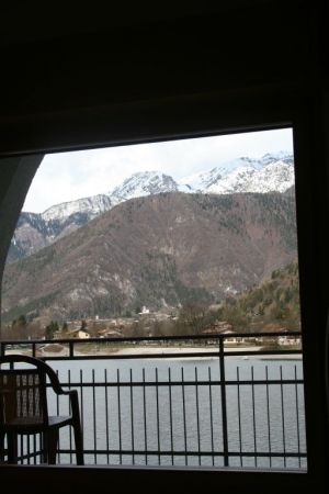 Bild 4: Villa Federica direkt am See, eingez. Garten. Hunde herzlich willkommen