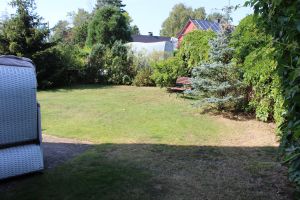 Garten - Bild 6: Ferienhaus Kiek Över mit Sauna und Kamin in Prerow