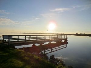 in unmittelbarer Nähe, die kostenfreie Badestelle mit Duschen. - Bild 20: Ferienhaus mit Hund, zwischen Büsum u. St. Peter, Sauna, Kamin, WLAN