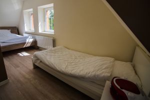 2 Betten - Bild 1: Die 5***** kleine Villa für bis maximal 5 Personen mit Sauna