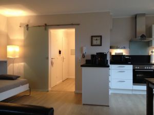 Bild 1: Moderne Ferienwohnung - ruhig & dennoch zentral