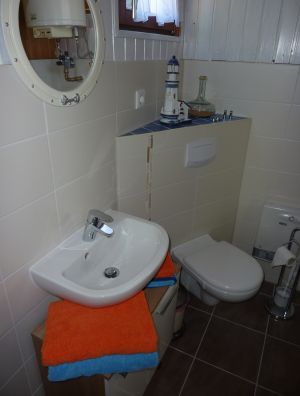 Eine Dusche bringt Sie wieder in Form. - Bild 9: Ferienhaus "Anna" auf Rügen zwischen den Ostseebädern Binz und Sellin