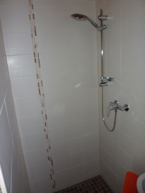 Der Strandsand muß weg. - Bild 10: Ferienhaus "Anna" auf Rügen zwischen den Ostseebädern Binz und Sellin