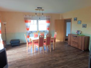 Bild 2: Ferienhaus im grünen, ruhig und neben einem Bauernhof