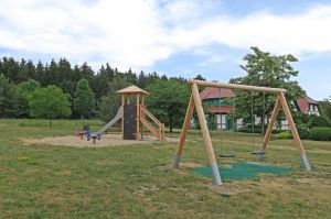 Spiel und Spaß für Klein ... - Bild 9: B49 Urlaub auf Rügen mit dem Ostseestrand fast vor der Haustür, 2 SZ