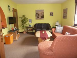 gemütliches Wohnzimmer - Bild 8: Ferienwohnung Feenhaus Erholung u. Entspannung im Hunsrück mit Hund