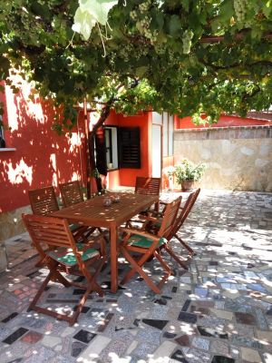 Bild 30: Ferienhaus Sabina mit zwei Ferienwohnungen und Pool